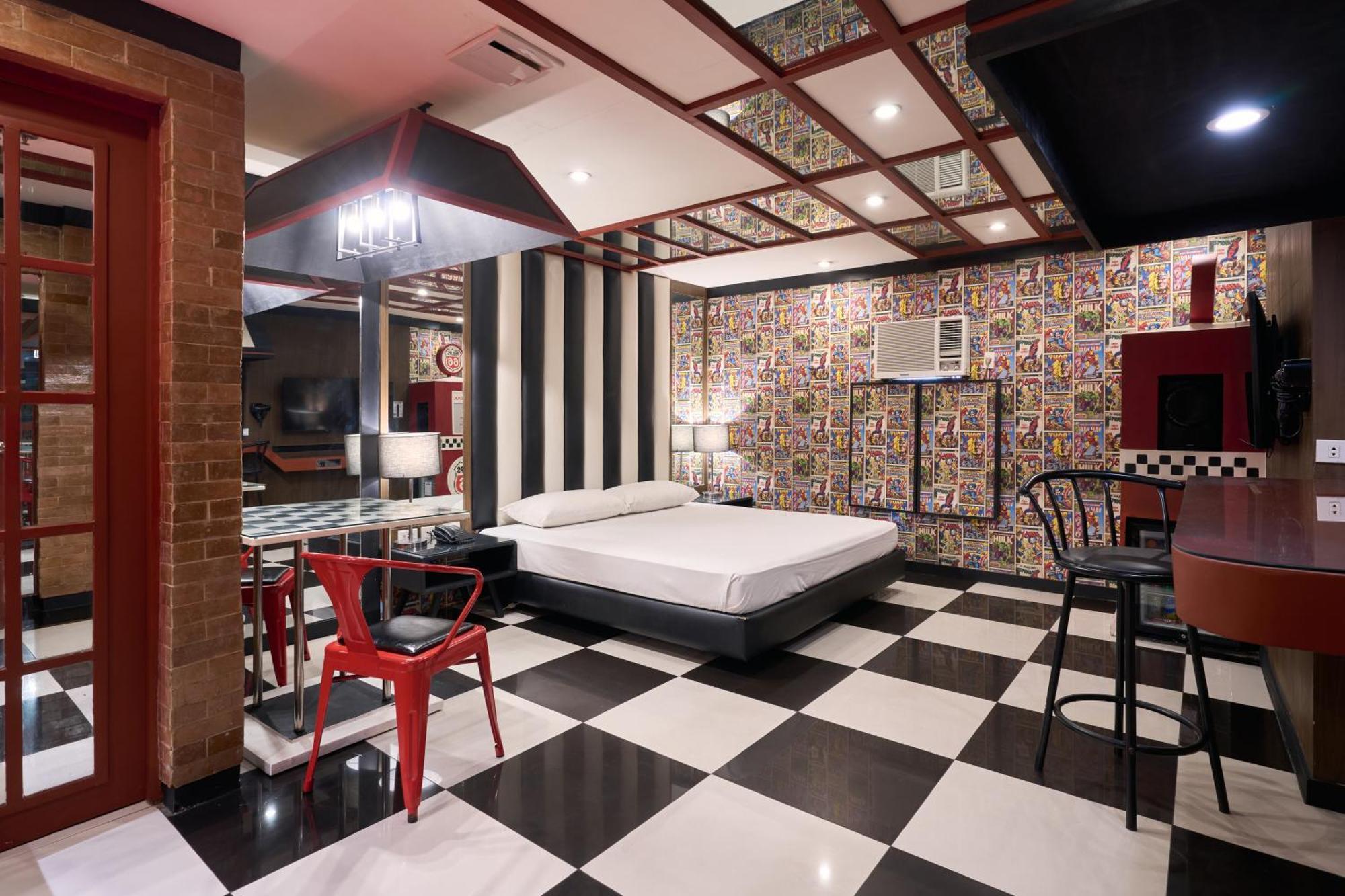 Victoria Court Malabon Hotel Valenzuela Bagian luar foto